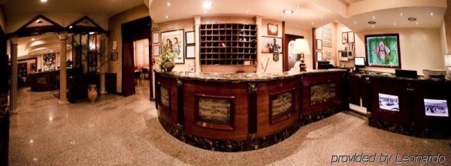 Phi Hotel Ambra Пескара Интерьер фото