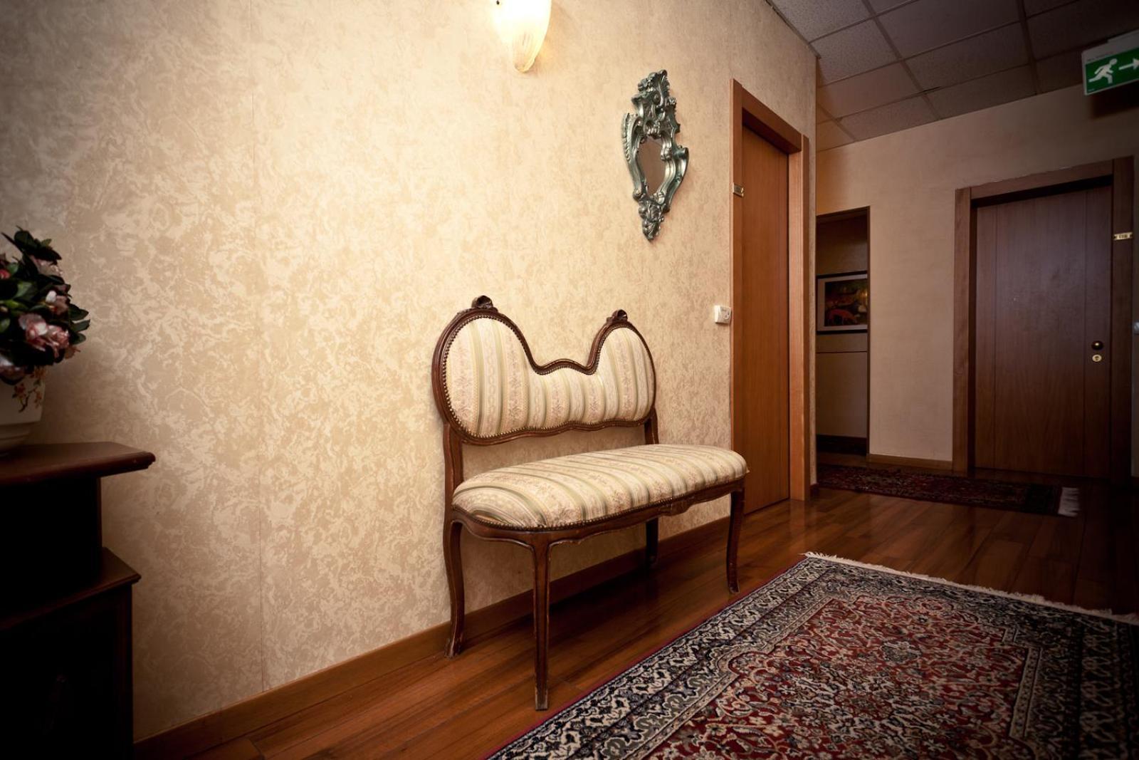 Phi Hotel Ambra Пескара Экстерьер фото