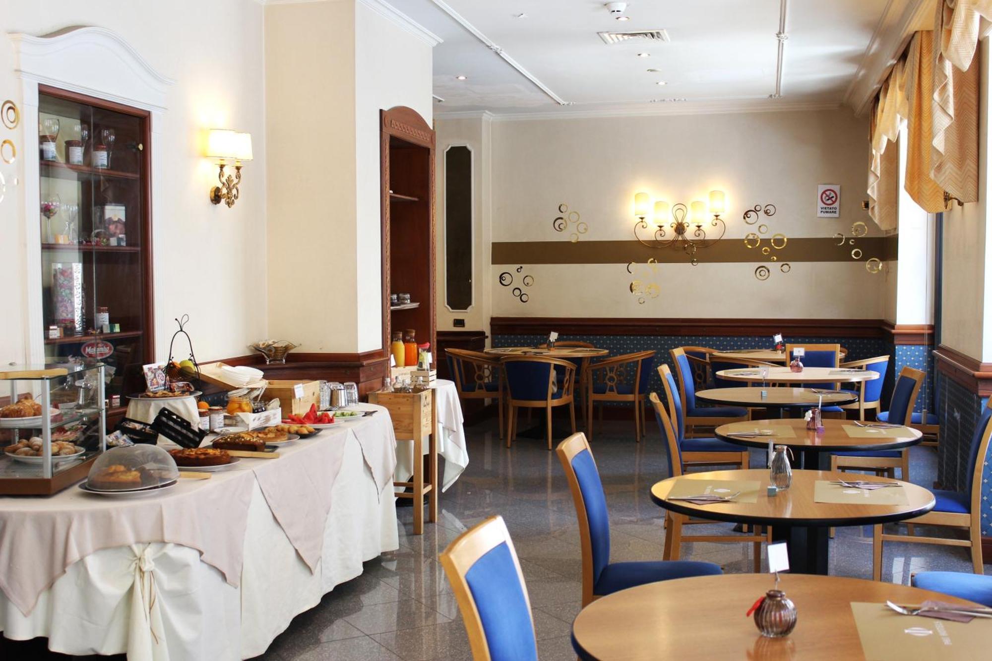 Phi Hotel Ambra Пескара Экстерьер фото