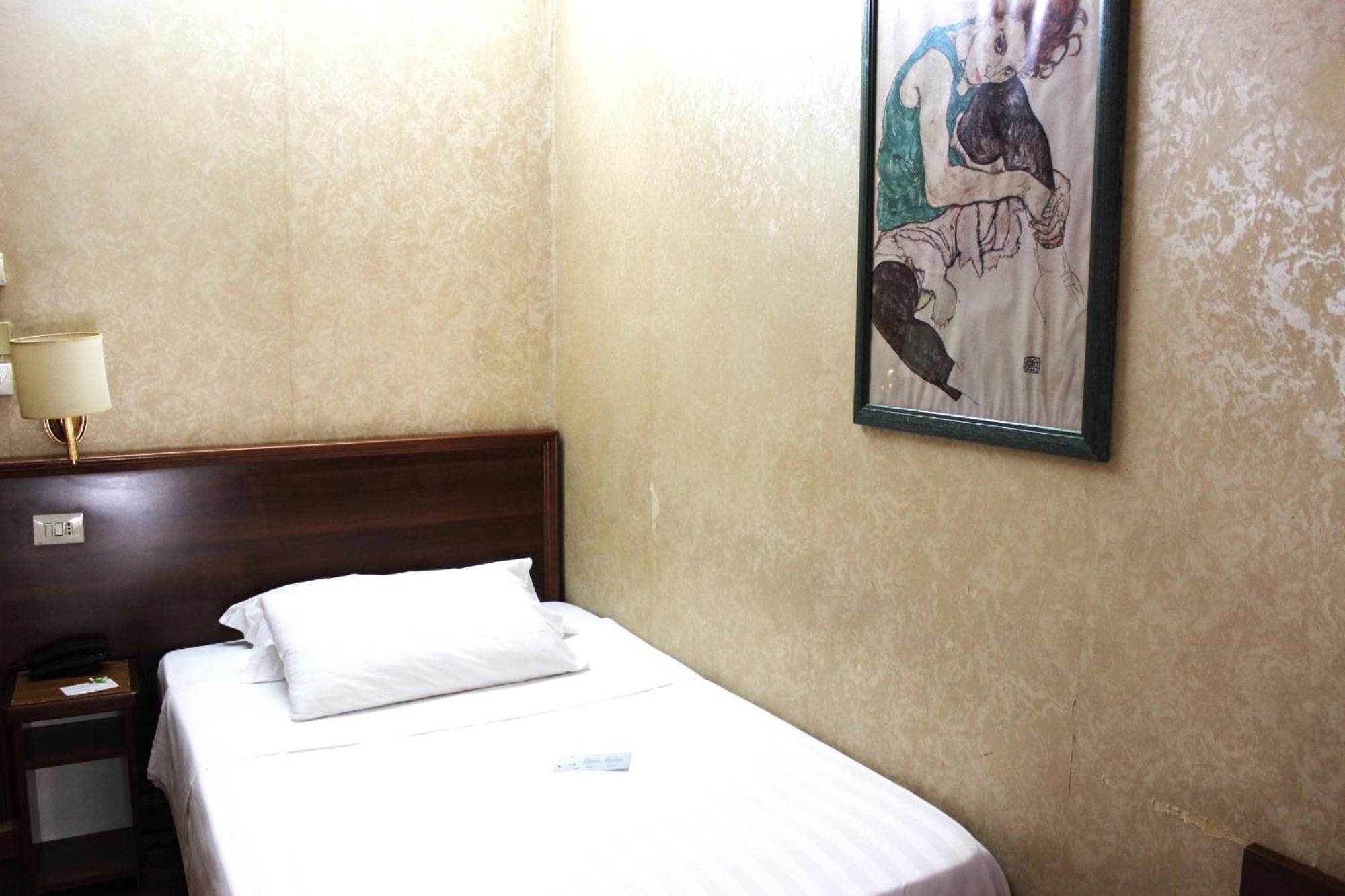Phi Hotel Ambra Пескара Экстерьер фото