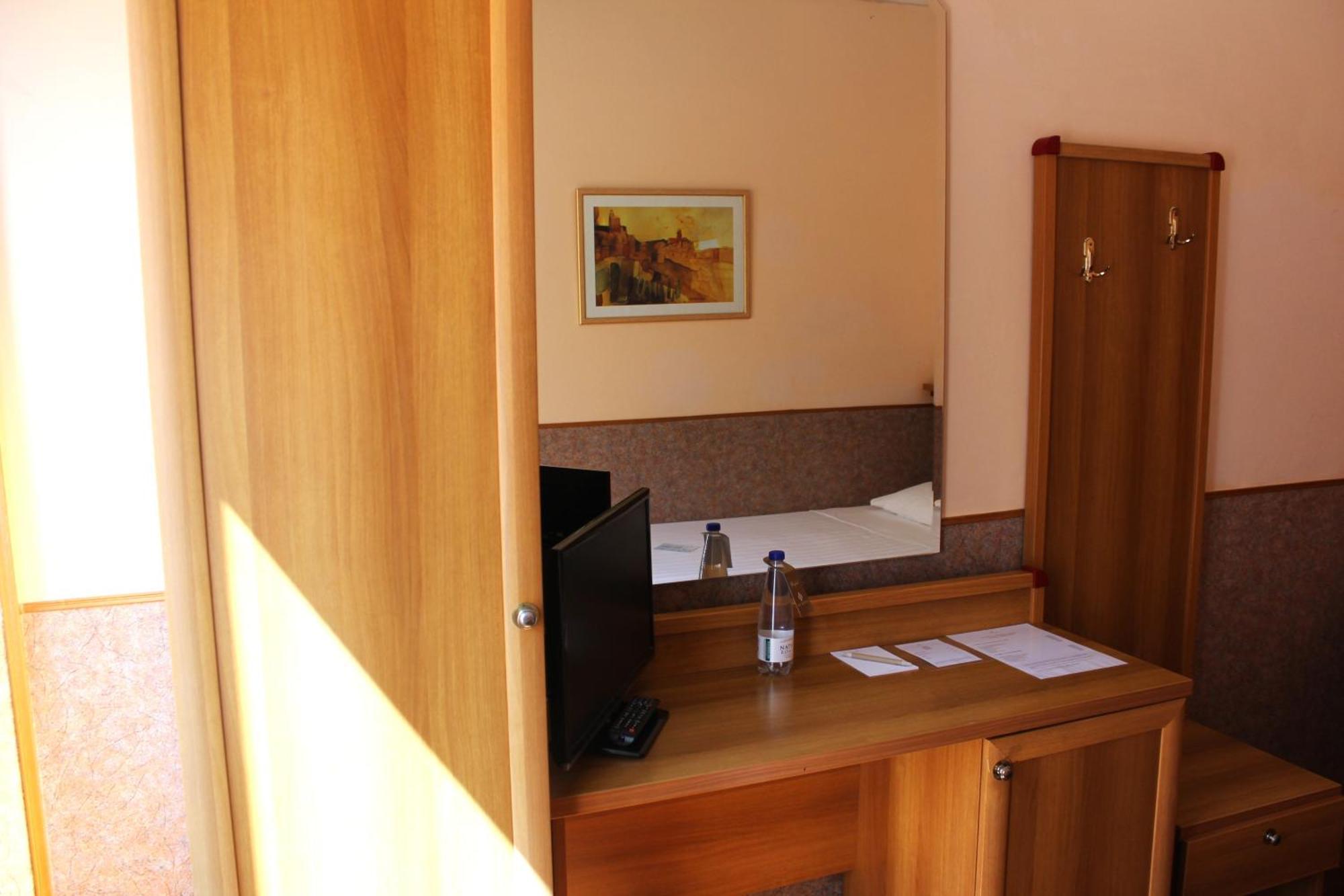 Phi Hotel Ambra Пескара Экстерьер фото
