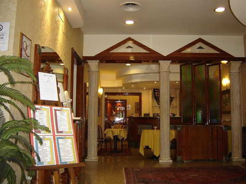 Phi Hotel Ambra Пескара Экстерьер фото